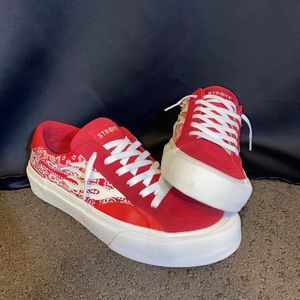 COPY - Straye “bandana” one time rare drop